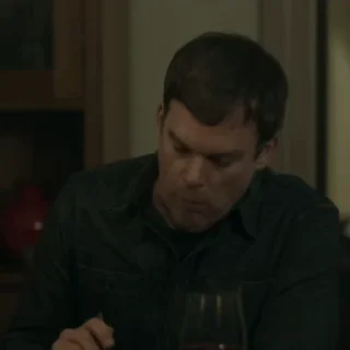 😳