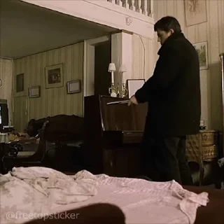 😠