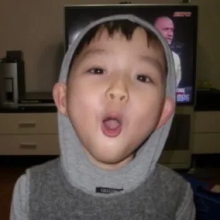 😮