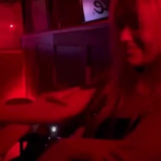 👩‍❤️‍👩