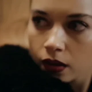 🤨