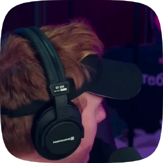 😰