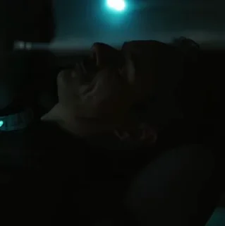 😴