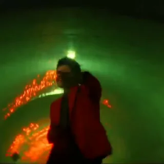🕺
