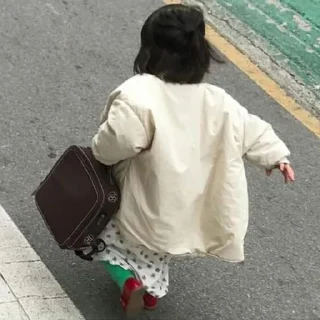 👜