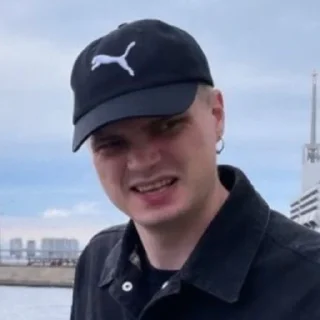 🤨