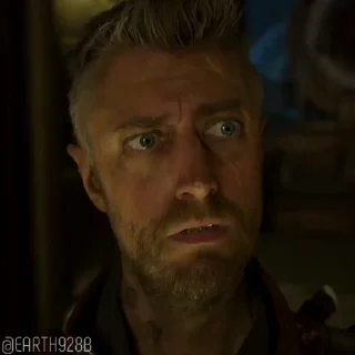 😶