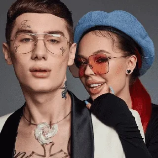 👩‍❤️‍💋‍👨