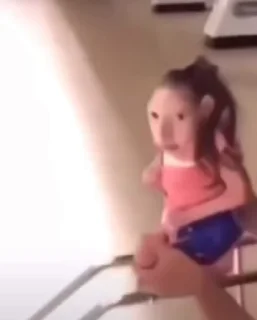 😮