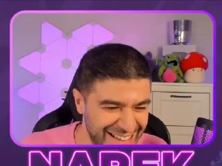 😂
