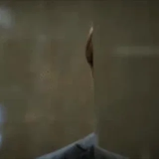 😐