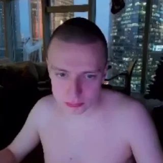 😳