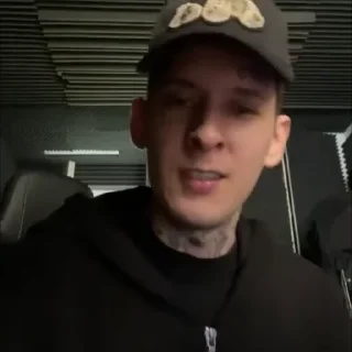 🥳