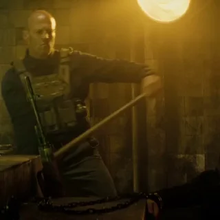 🔨