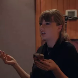😐