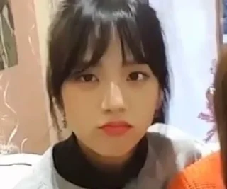 😐