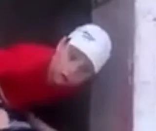 😲