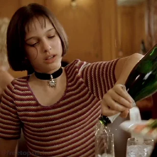 🍾
