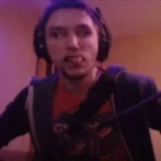 😛