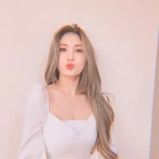 ⌗ JEON SOMI 2 ┊͙ @slyhterin