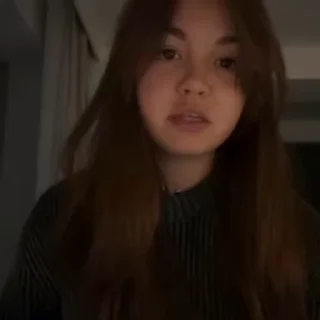 😡