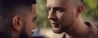 🤩