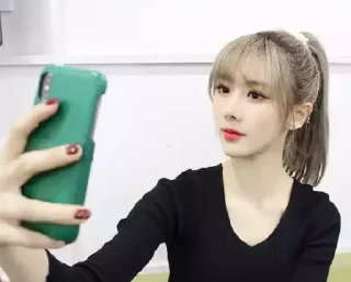 📱