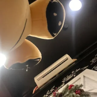 😳