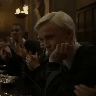 😔
