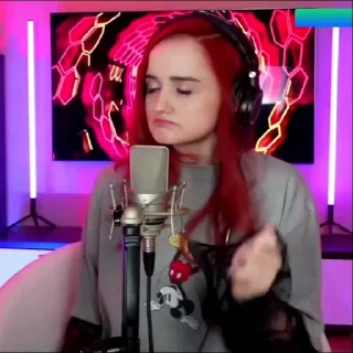 🕺
