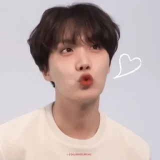 🎨