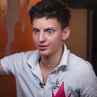 🤨