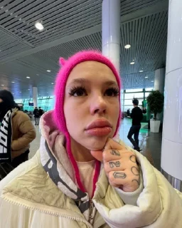 💋