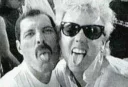 😝