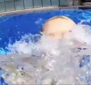 💥