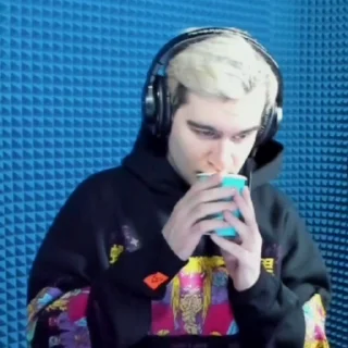 💦