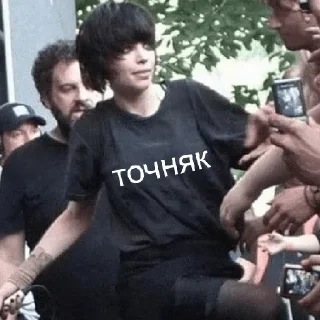 😸