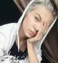😪