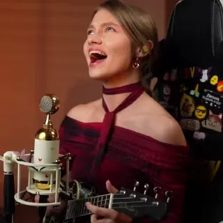 🎸