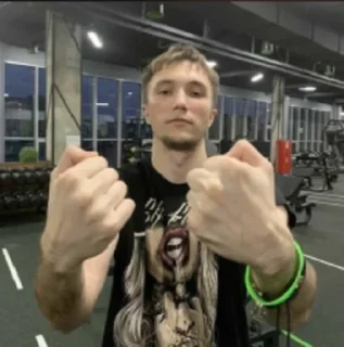 👊