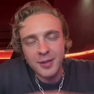 ✌
