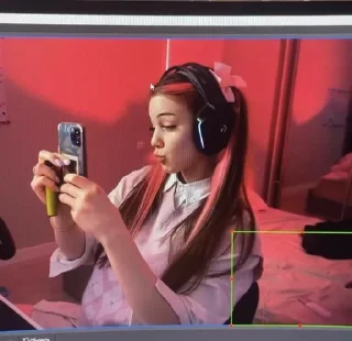 😶