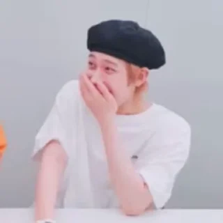 😱