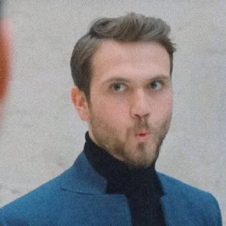 🕳