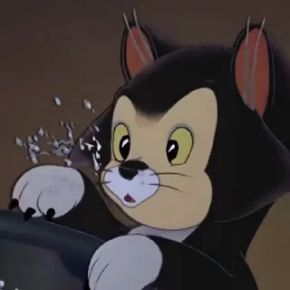 😠