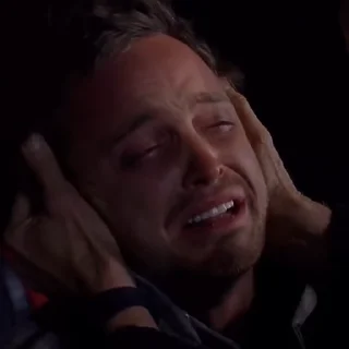 😭