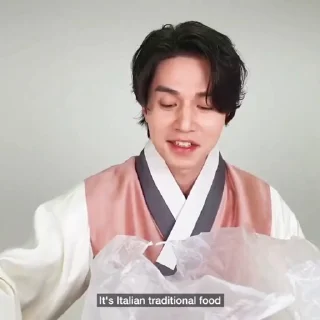 🥡