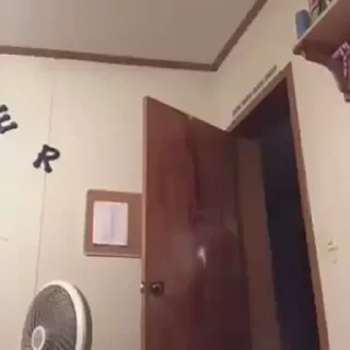 😁