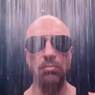 😢