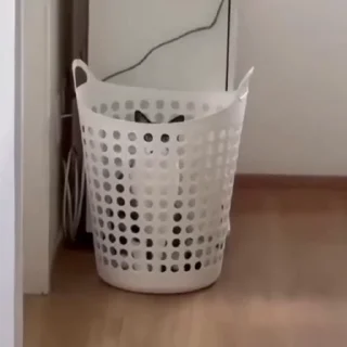 😑